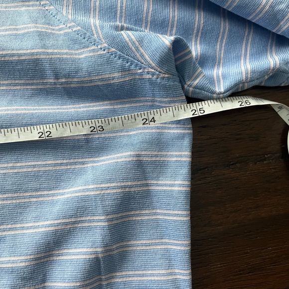 Vineyard vines blue and pink striped golf polo XL ( 2 extremely small flaws ) - Picture 5 of 11